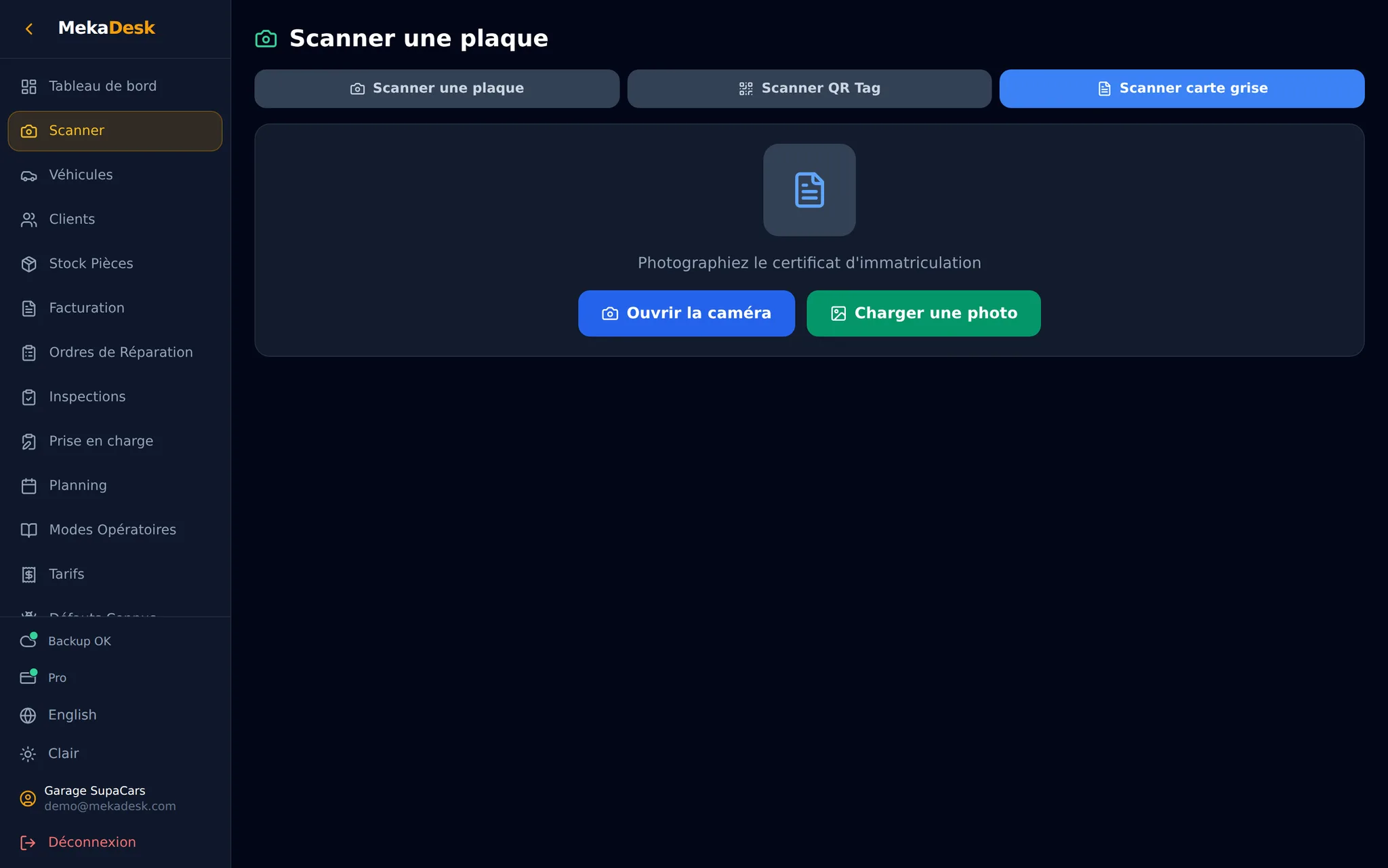 Scanner de carte grise MekaDesk : création de la fiche véhicule à partir d'une photo du certificat d'immatriculation